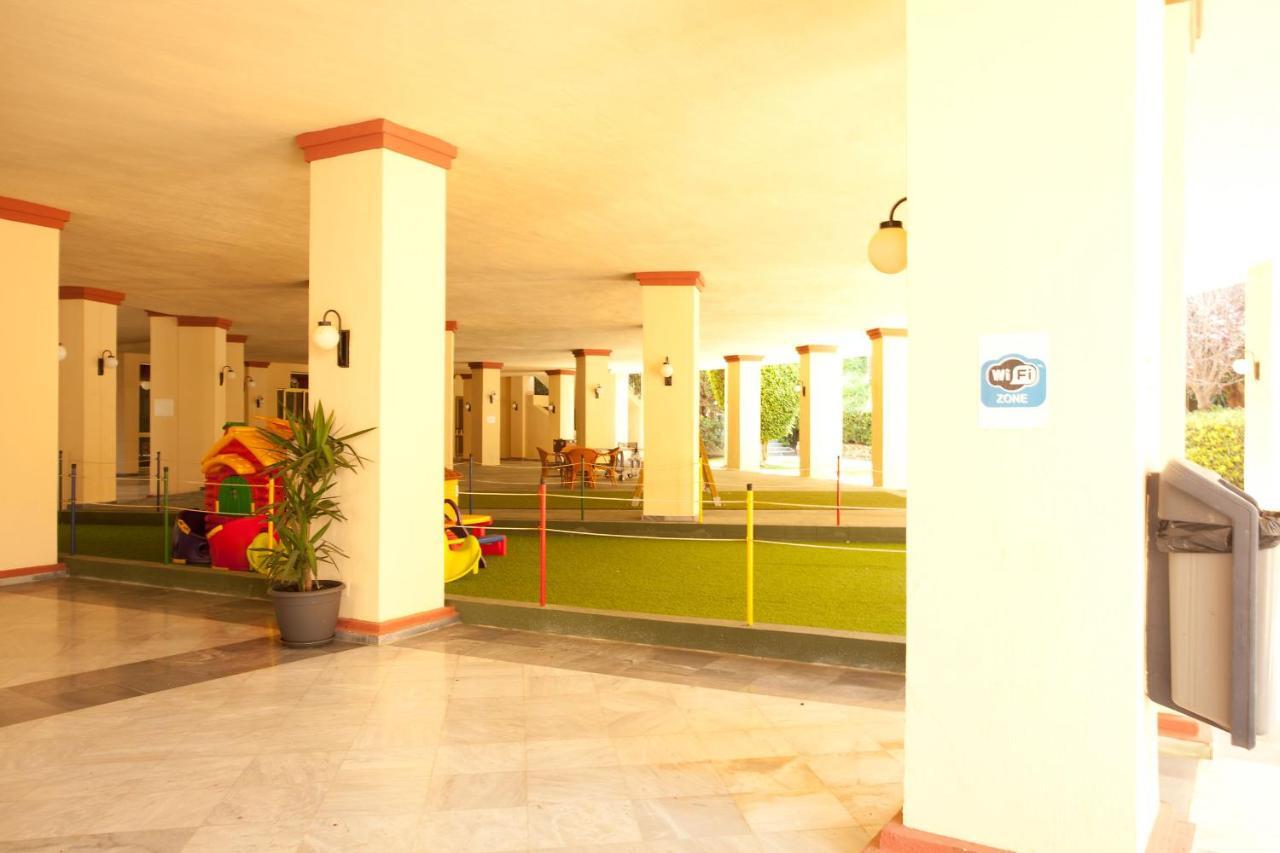 Appartamento Romana Playa Studio With Sea View Marbella Esterno foto