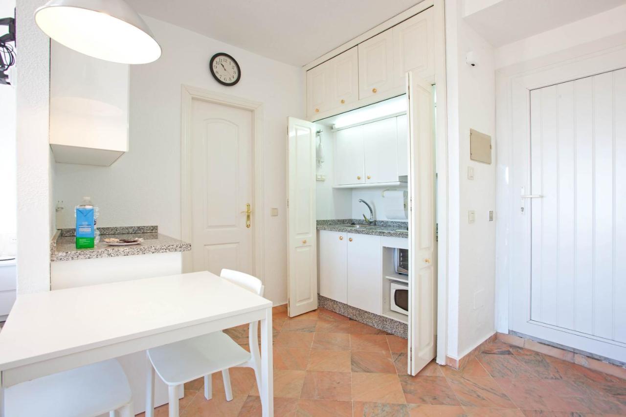 Appartamento Romana Playa Studio With Sea View Marbella Esterno foto
